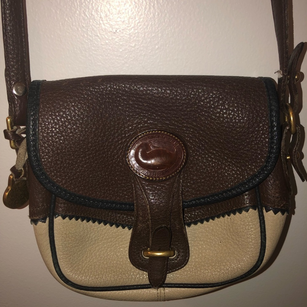 RARE vintage Dooney & Bourke Teton crossbody